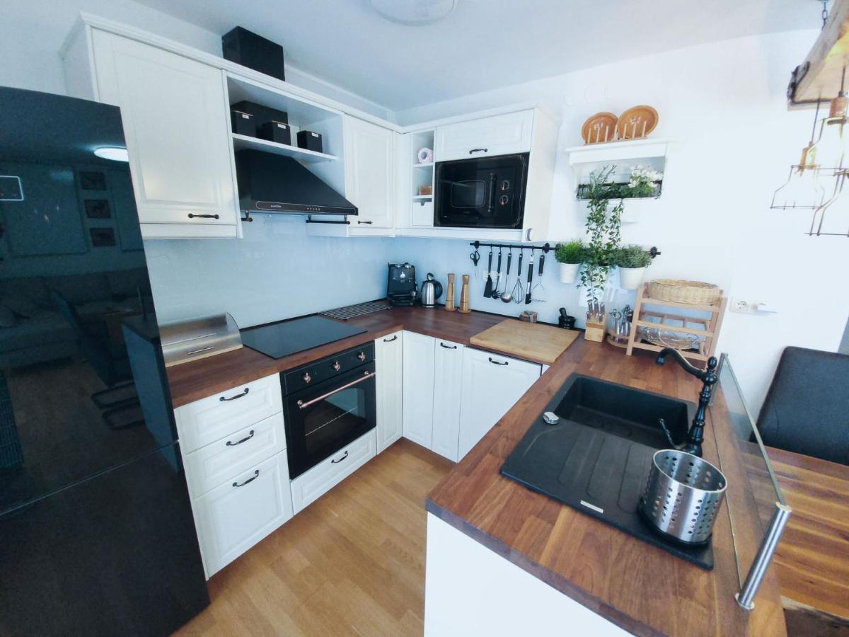 Apartma M&J Мойстрана Екстериор снимка